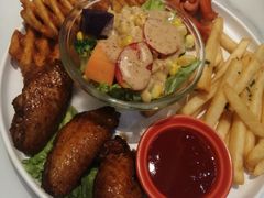 -丽莎沙拉轻食餐厅(国贸店)