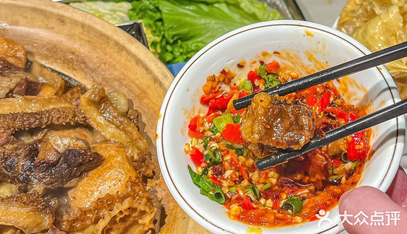 就在广州！被这一口牛杂煲香迷糊了！ 