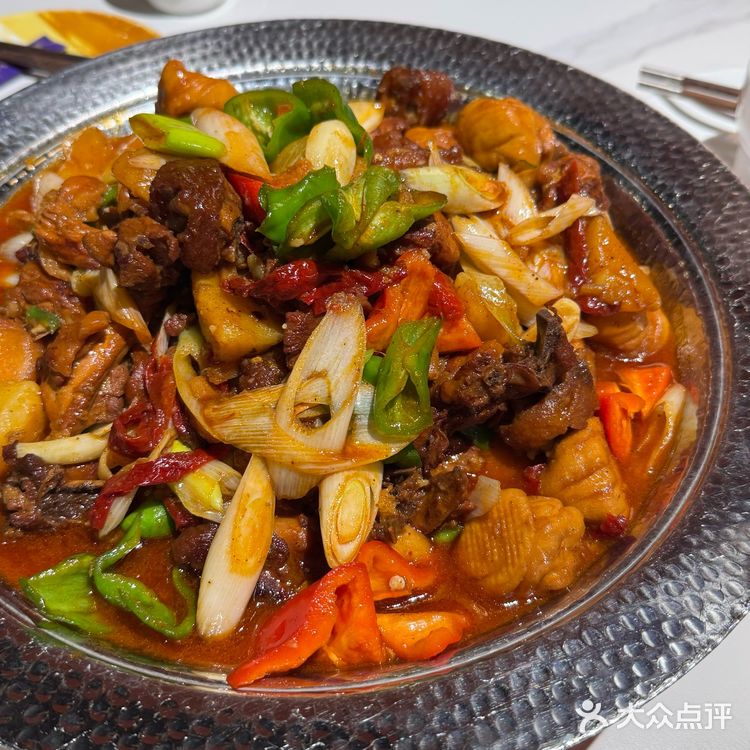 谁还没吃过黑松露毡房胡尔达克