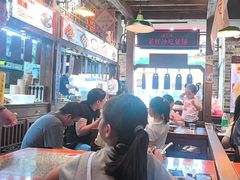 -湘下佬·老长沙吃货铺(顺成·大融城店)