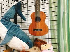 -八度音乐吉他教室(汉广店)