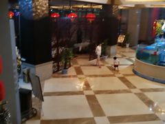 等位区-湖滨国际酒店中餐厅·宴会厅