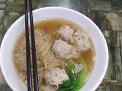 -燊意布拉肠云吞面(中山四路店)