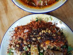 -拈签一笑黄牛肉辣卤串串