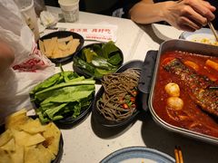 -三江源活鱼现烤(维多利摩尔城店)