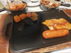 -必胜客(阿罗海店)