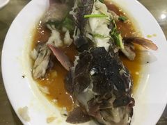 -四川小胡子海鲜(丁村万人海鲜广场店)