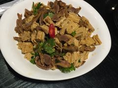 -刘胖子家常菜·蹄花焖藕(中南店)