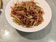 -辛香味烧鱼馆·非遗技艺·排骨红烧肉(光谷医药园店)