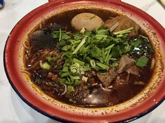 -刘二姐襄阳牛肉面(鸟巢店)