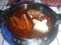 -贤合庄卤味火锅(时代广场店)