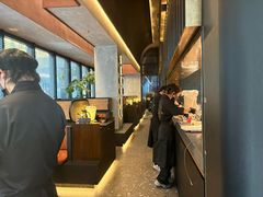 -铭牛烧肉·和牛海鲜自助(高新月牙湖店)