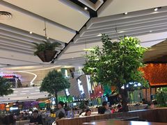 大堂-食悦天美食广场(西安CityOn熙地港购物中心店)