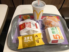 -麦当劳(百联西郊购物中心店)