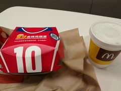 -麦当劳(中唱大厦店)