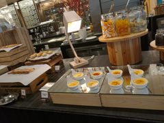 -圣丰索菲特·2 On 988 Café 自助餐厅