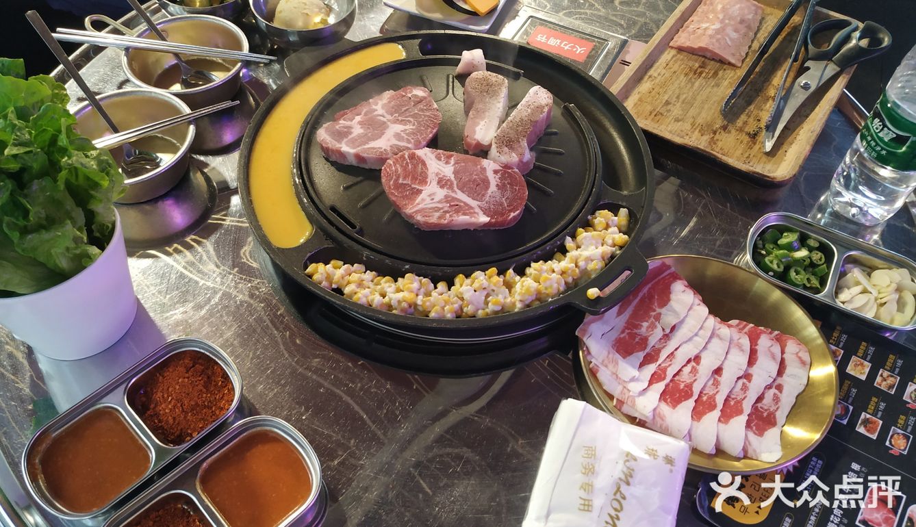 烤冷面 拌饭 杂酱面这些都有