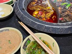 -唇辣号重庆老火锅(亦庄店)