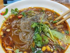 -菲哥麻辣烫(贵山小区店)