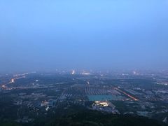 -鬼笑石后山停车场