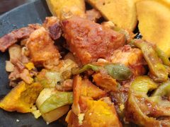 -鹤乡东北菜(崮山路店)