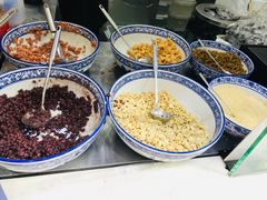 -八一路好吃街(雨田商务大厦店)