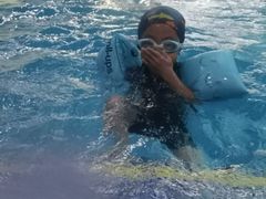 -贝贝鲸亲子游泳俱乐部(富城商楼店)