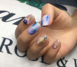 -逸日式美甲美睫工作室
