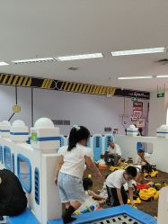 -孩子王童乐园(西安盛龙店)