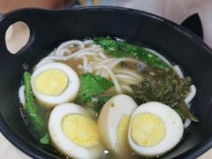 -桂在香知桂林米粉(红博中央公园店)