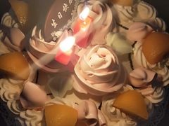 -红宝石·鲜奶小方·海派西点房(南丹店)