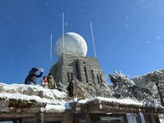 -黄山光明顶山庄