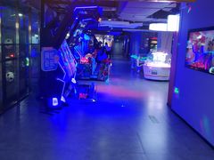 -嗨翻Hi-Fun竞技主题乐园·蹦床亲子生日轰趴(国光1937店)