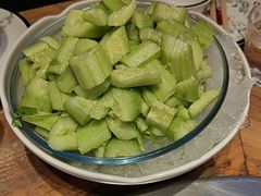 -山河屯铁锅炖(绥望路店)