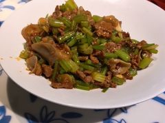 -卢大鲜鱼头捞饭(美利广场店)