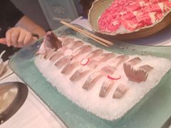 -泓炙颐凤鲜海鲜火锅料理(桐乡店)