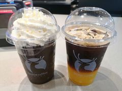-瑞幸咖啡(凯德埃德蒙顿路店)