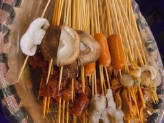 -马路边边串串香(苗栗路店)