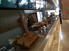 餐饮设施-望儿山温泉水乐园