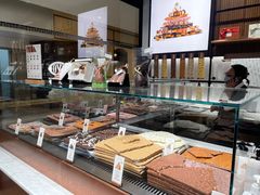 面包甜点陈列柜-Laderach 莱德拉(上海环贸iapm店)