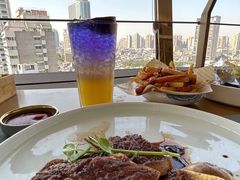 -杏荟旋转餐厅(广州爱群店)