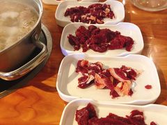 -牛鲜胜·潮汕牛肉自助火锅(番禺市桥店)