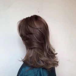 -MYYF SALON烫发染发