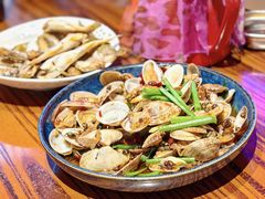 -蚝堡海鲜·威海菜·海肠捞饭·烧烤·亚洲吃蚝公司(幸福门店)