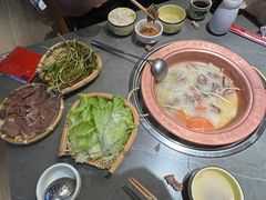 -阿婆情腊排骨火锅·野生菌季(古城旗舰店)