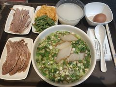-思泊湖牛肉面(兰州总店)