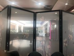 -上海星瀚奔驰4S店(红柳路店)