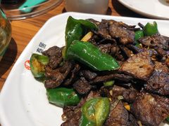 -六泰居·尔滨地标·东北菜(松北店)