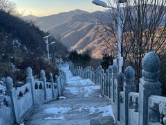 -定都峰
