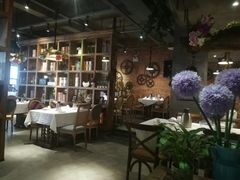 大堂-屋顶花园餐厅(步行街老地王大厦店)